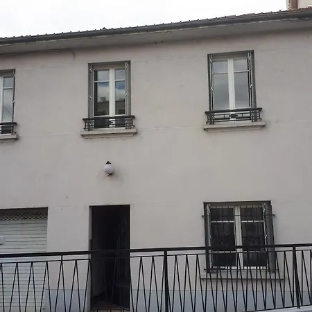 Esprit Bistrot / Rent4night *