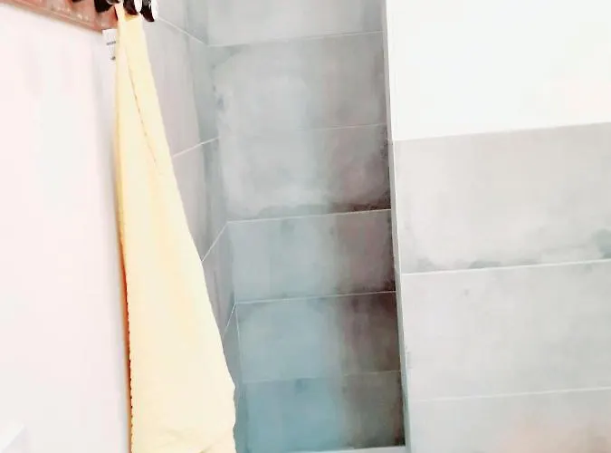 Esprit Bistrot / Rent4night 公寓 *