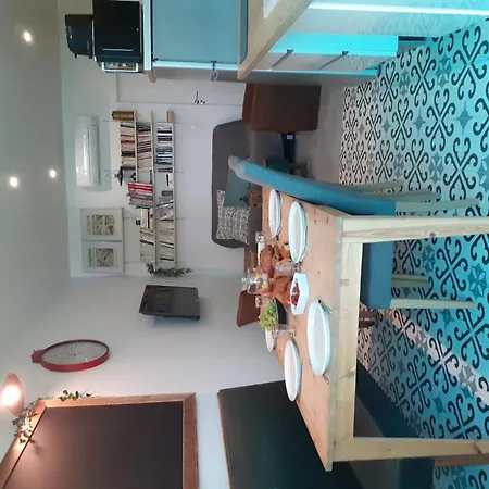 Apartment Esprit Bistrot / Rent4night